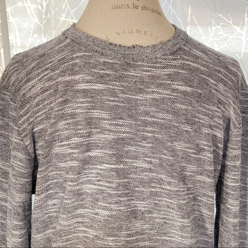 Club Monaco gray white knit crewneck sweater top - Picture 3 of 5
